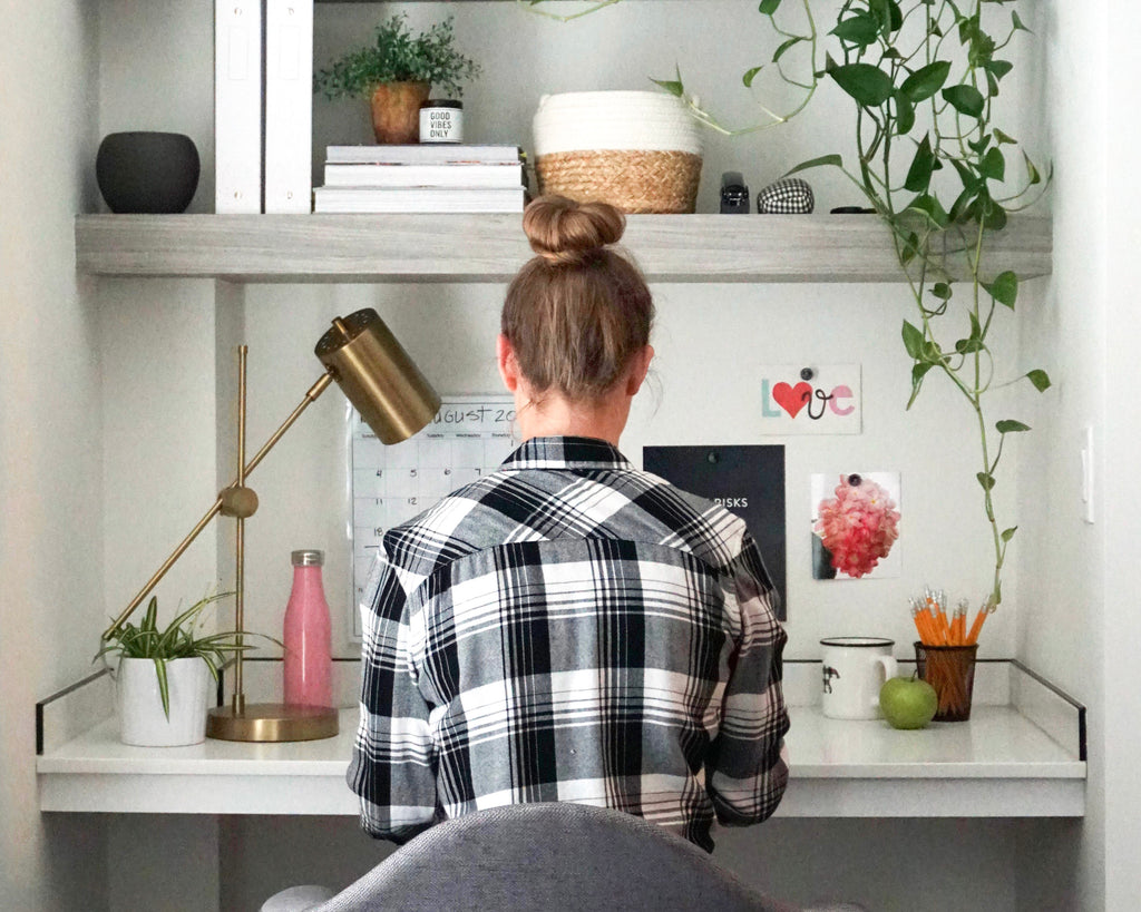 Back to College: Hang Stuff Without Damaging Your Walls